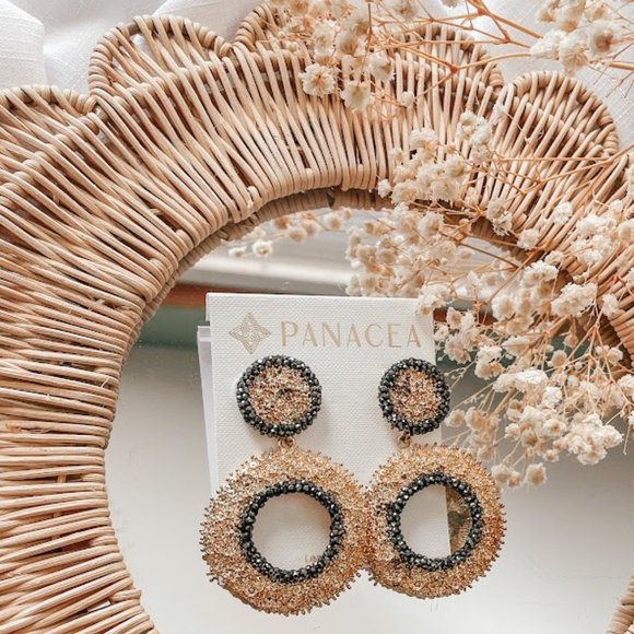 "Cleo" Earrings - Picture 1 of 4